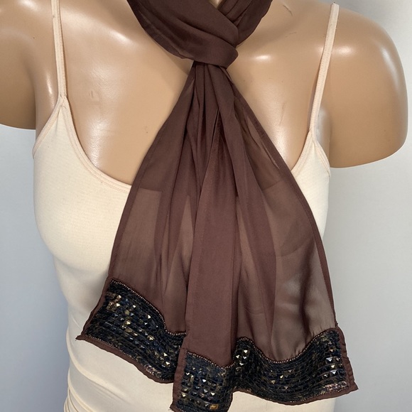 Scarf - Picture 2 of 4